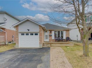 108 Tara Cres, Kitchener, ON N2E 3M1