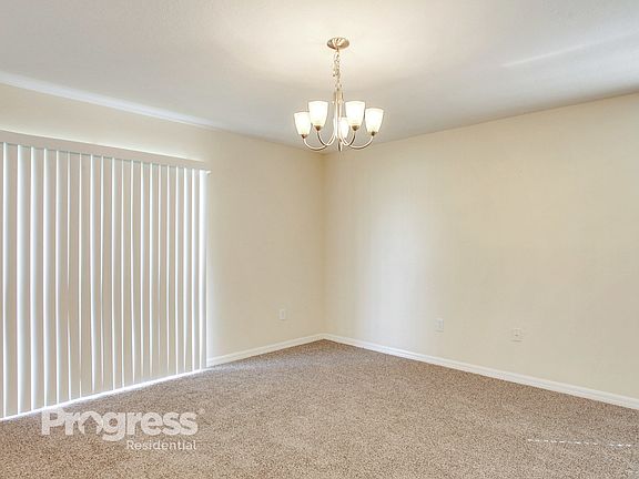4th image of 3414 Thistledown Ln