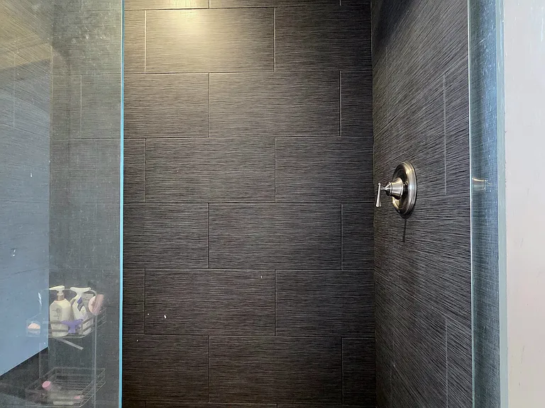 19 Leavitt St #2 — Photo 8