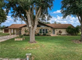 1806 Elf Dr, Sebring, FL 33875