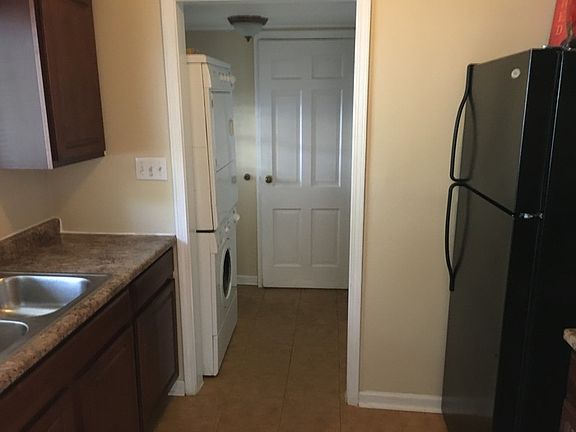 5th image of 3202 N Pennsylvania St APT 2