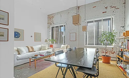 262 Mott St Photo 1