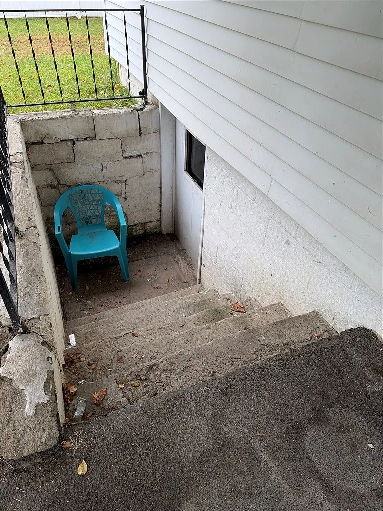 2 bed, 1.0 bath, 816 sqft, $1,250 — Photo 4