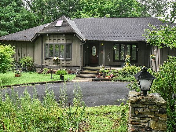 Circular paved driveway