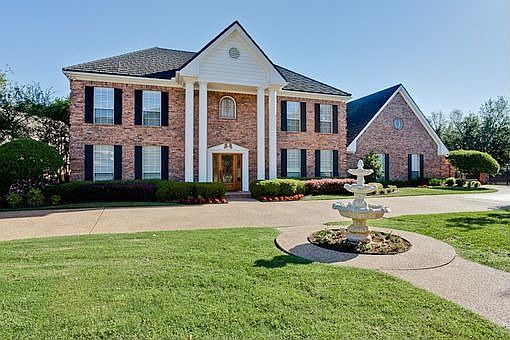 1st image of 1006 Saddlebrook Dr