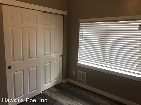 4th image of 3551 E Roosevelt Ave