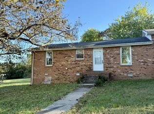 61 E Caldwell St #A, Mount Juliet, TN 37122