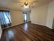 3 bed, 2.0 bath, 1355 sqft, $1,800 — Photo 4
