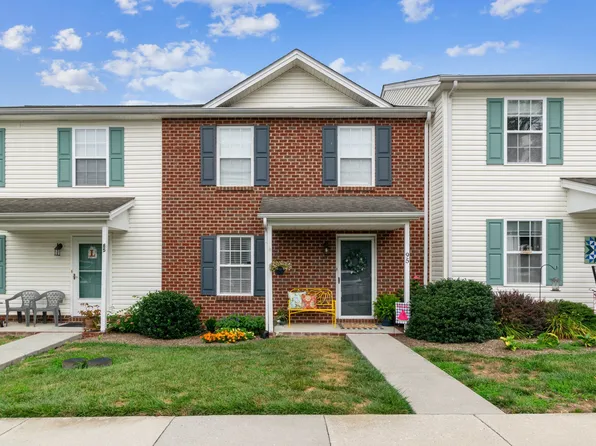 95 Charleston Ln, Christiansburg, VA 24073