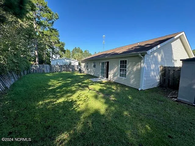 4372 Ritz Cir — Photo 9
