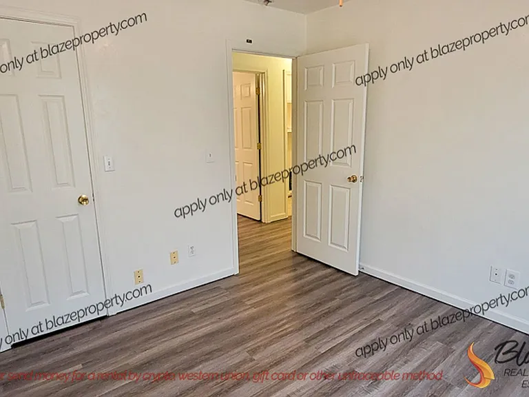 3132 Walnut St — Photo 11