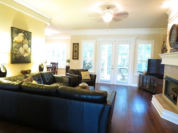 Family Room with Fireplace