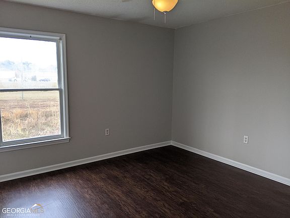 5th image of 230 Lanier Dr #304