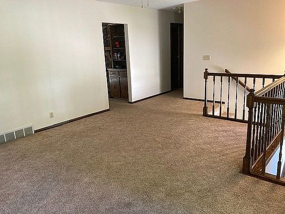 4th image of 2169 N 124th Avenue Cir