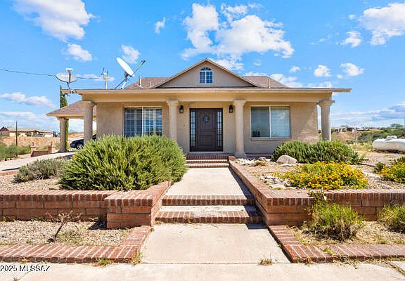 2nd image of 215 Toltec Ct