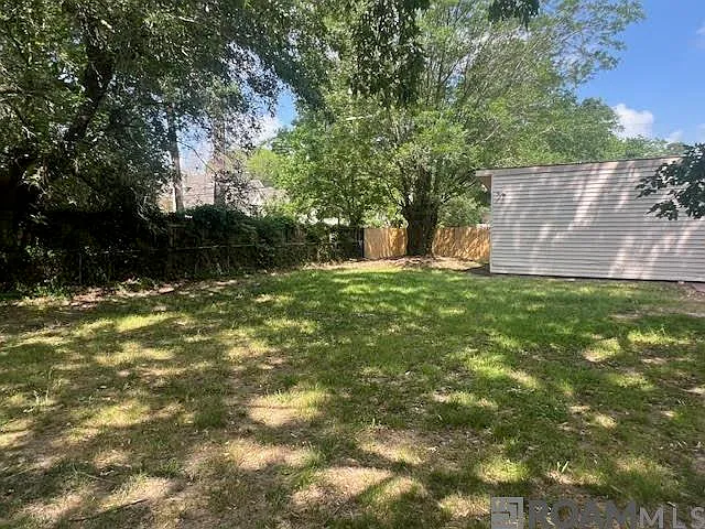 2464 Kensington Dr — Photo 8