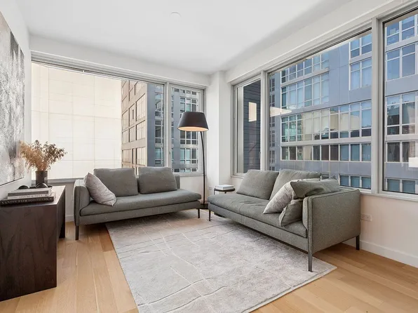 611 W 56th St #5E, New York, NY 10019