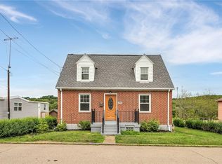 1526 Parr St, Greensburg, PA 15601