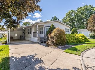 1 Matthew's Cor, Olmsted Falls, OH 44138