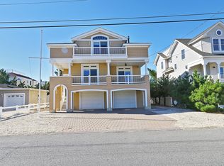 16 E Texas Ave, Brant Beach, NJ 08008
