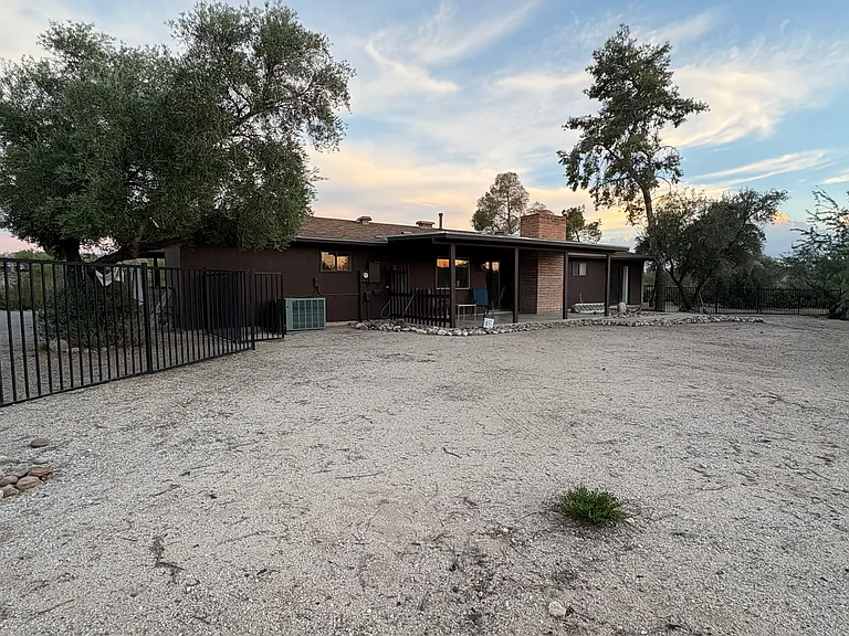5861 N Calle Kino — Photo 22