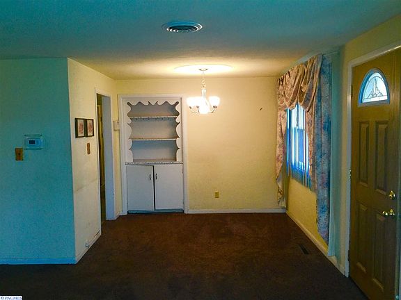 2nd image of 628 S Owen Ave
