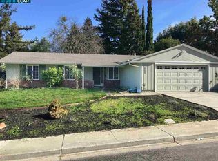 561 Francis Dr, Lafayette, CA 94549