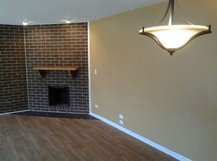 2S656 Enrico Fermi Ct, Warrenville, IL 60555