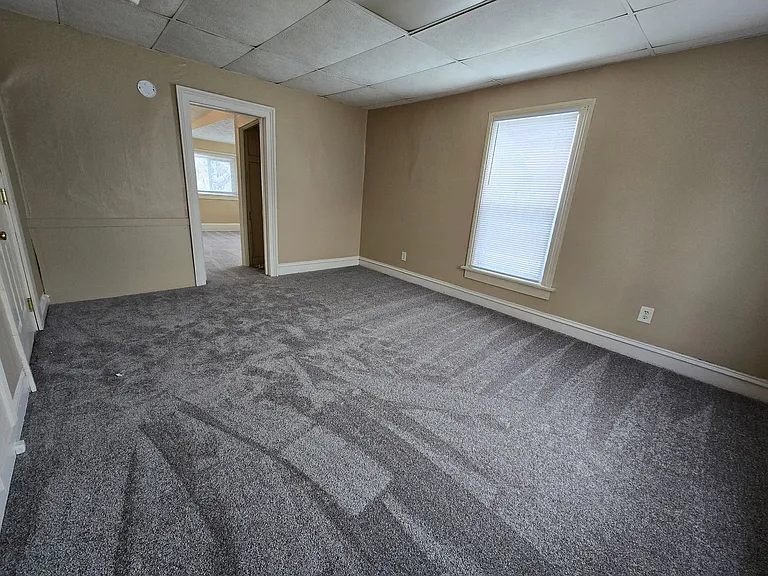 1307 N Roosevelt Ave — Photo 5