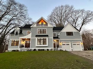 59 Lake Shore Dr, Wayland, MA 01778