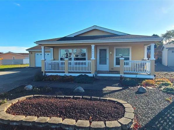 747 W Heritage Loop, Sequim, WA 98382