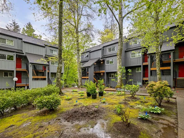 4 Touchstone Ter Unit 77, Lake Oswego, OR 97035