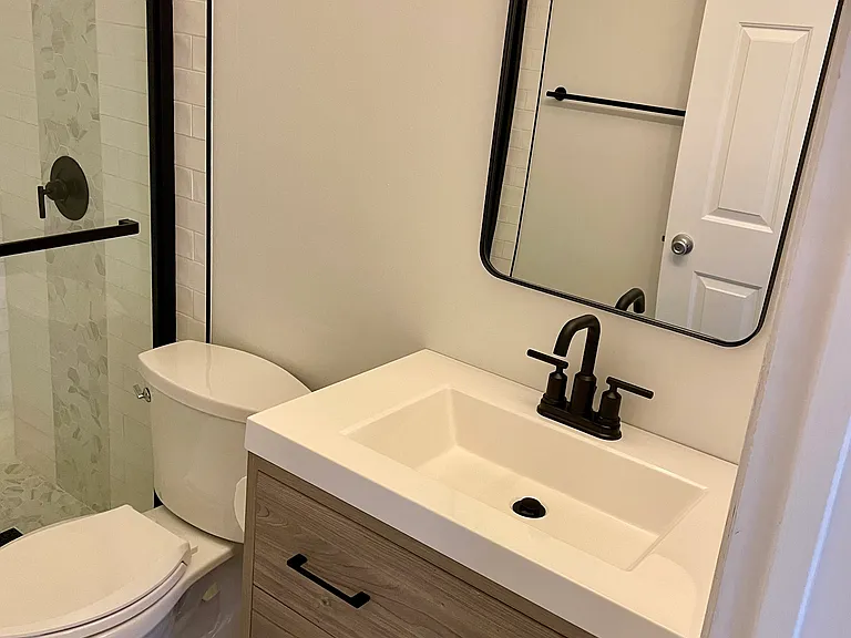433 W 8th St #69 — Photo 9