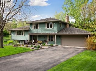 615 Queensland Ln N, Plymouth, MN 55447