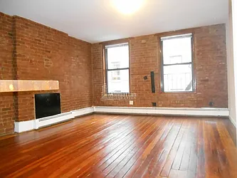 Rented by Manhattan Connection