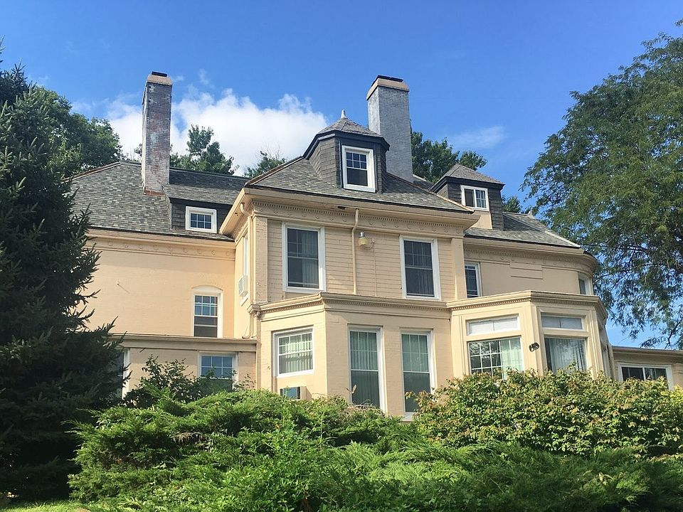 1st image of 3706 Jones St #7