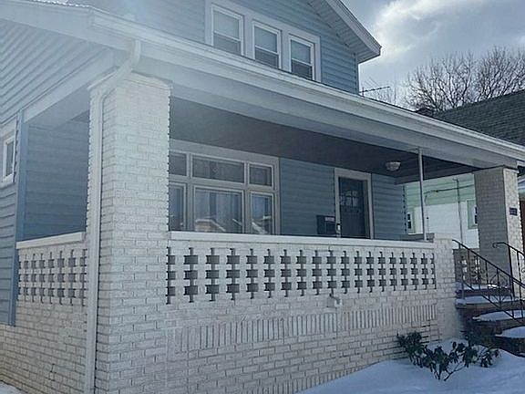 2nd image of 5413 Northcliff Ave