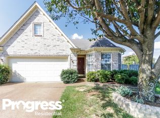 10104 Cross Hill Dr, Cordova, TN 38018