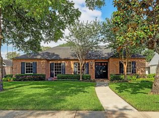 6134 Chevy Chase Dr, Houston, TX 77057