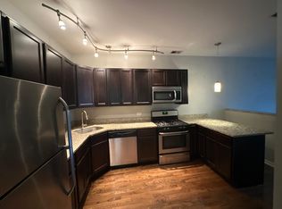 1503 W Nelson St APT 2F, Chicago, IL 60657