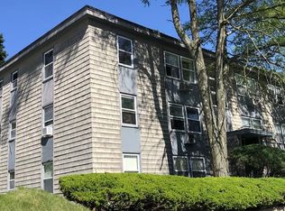 318 Nesmith St APT 9, Lowell, MA 01852