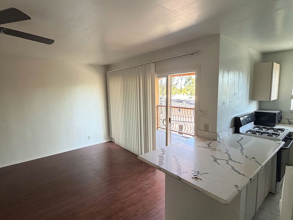 1st image of 1001 Hammond St #11