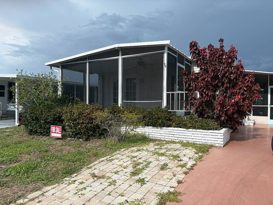 1st image of 422 Cobia Ave