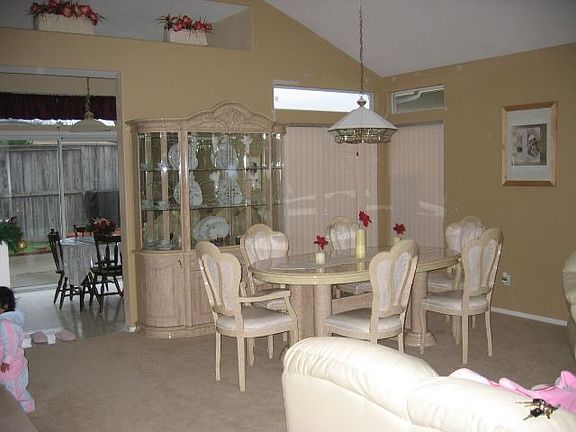 4th image of 29021 Rosecliff Ln