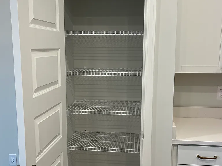 1408 Irving Hill Dr — Photo 14