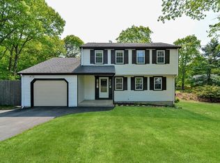 13 High Pine Dr, Plymouth, MA 02360