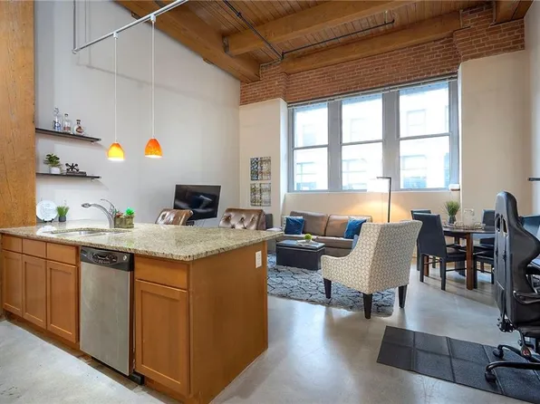 712 Broadway Blvd #304, Kansas City, MO 64105