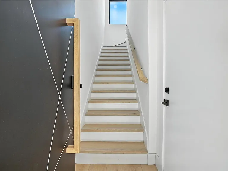1425 N Garrett Ave #108 — Photo 5