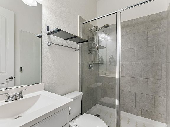 5th image of 124 Redtail Ln