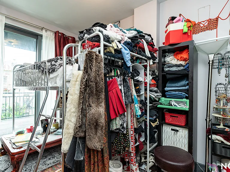 1461 Gates Ave #3H — Photo 14